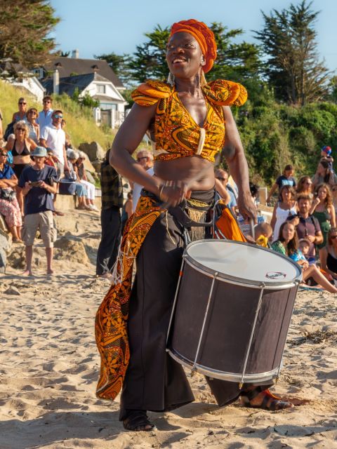 N°2   Concert on the beach (Large)